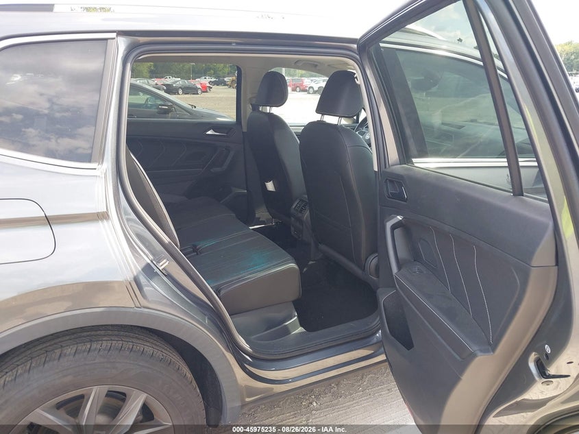 VOLKSWAGEN TIGUAN 2022 VIN 3VV2B7AX4NM169435
