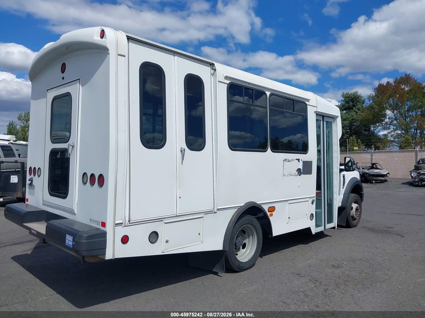 2018 FORD F-450 CHASSIS auction photo 4