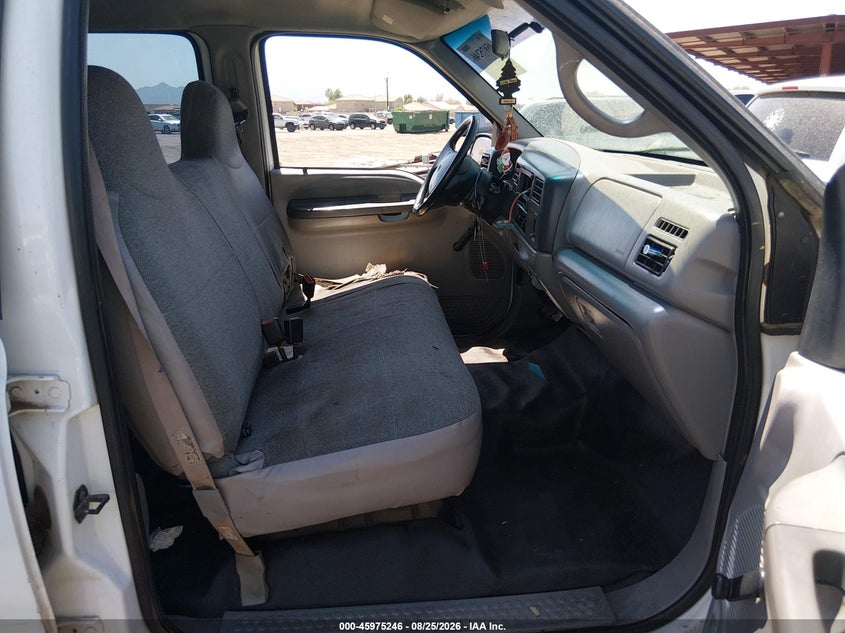 2000 FORD F-350 auction photo 5