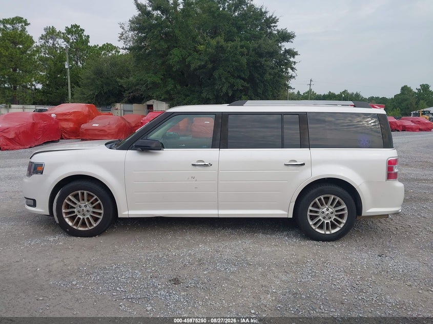 Фото 14 - FORD FLEX