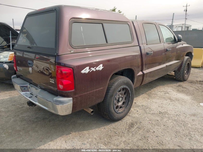 2005 DODGE DAKOTA auction photo 4