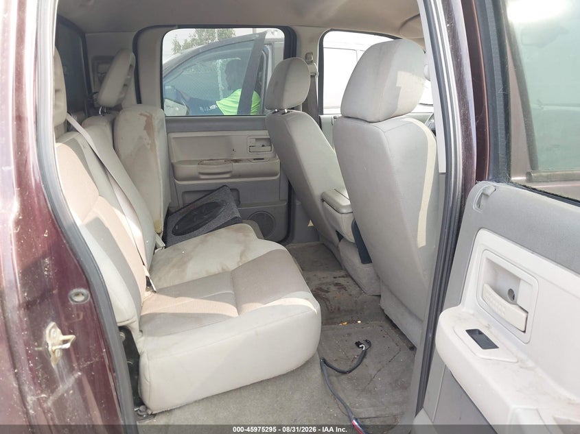 2005 DODGE DAKOTA auction photo 8