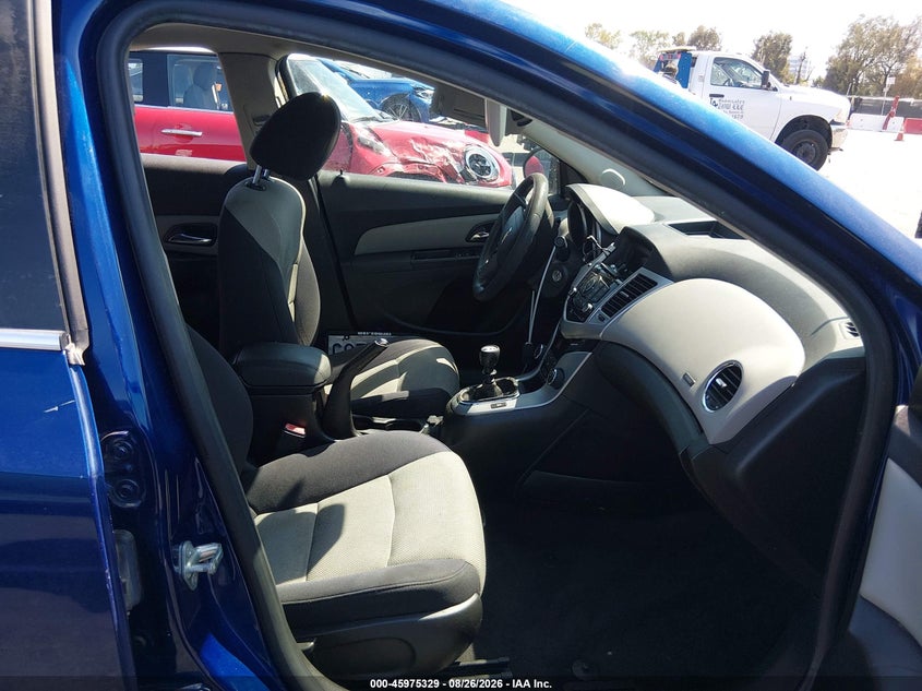 2012 CHEVROLET CRUZE auction photo 5