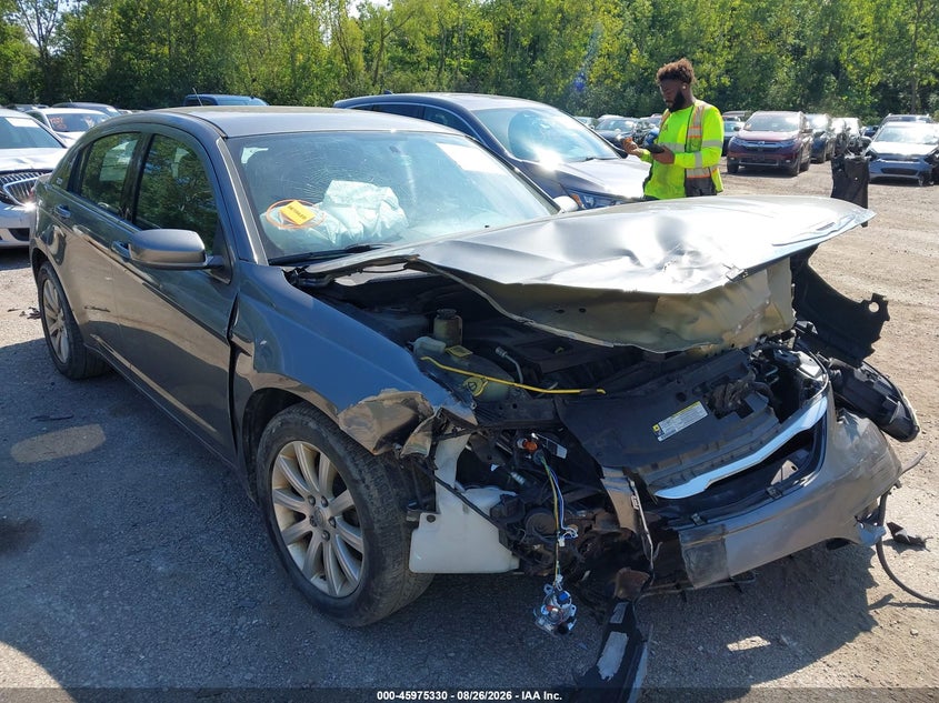 2012 CHRYSLER 200 auction photo 1
