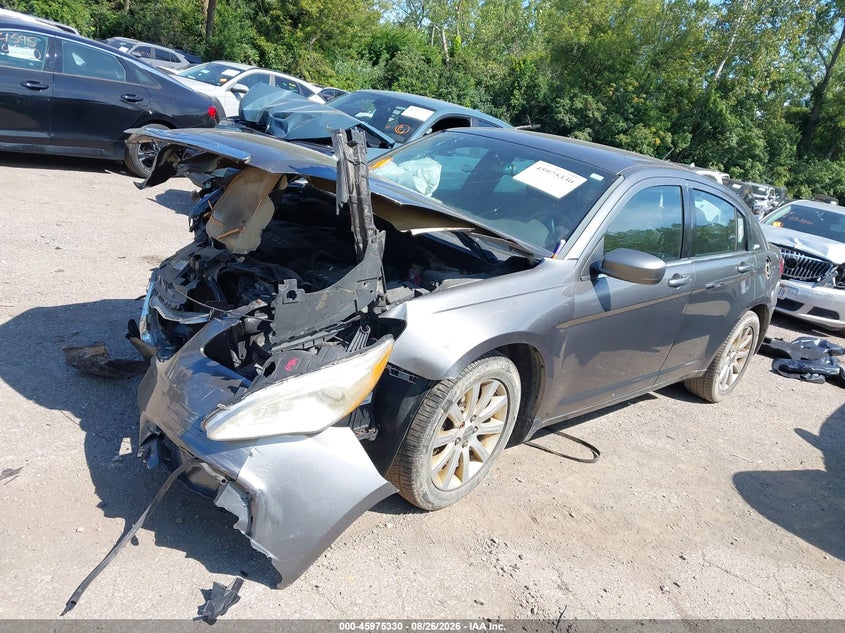 2012 CHRYSLER 200 auction photo 2