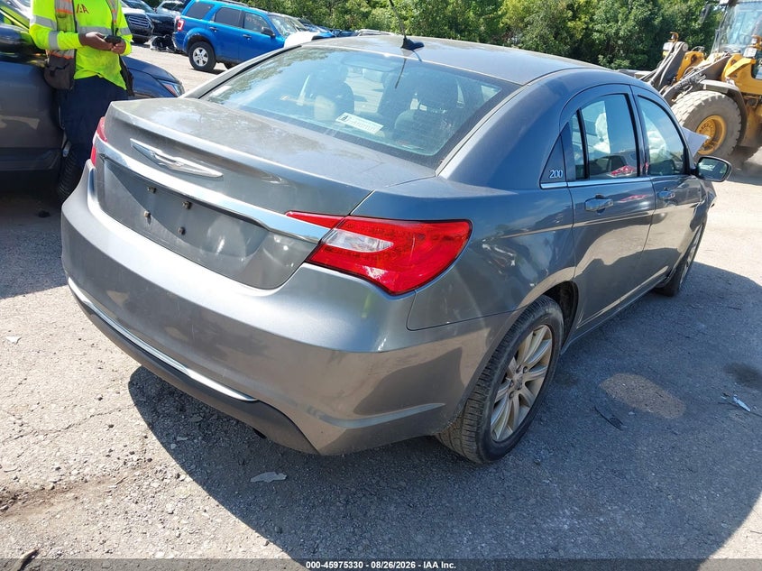 2012 CHRYSLER 200 auction photo 4