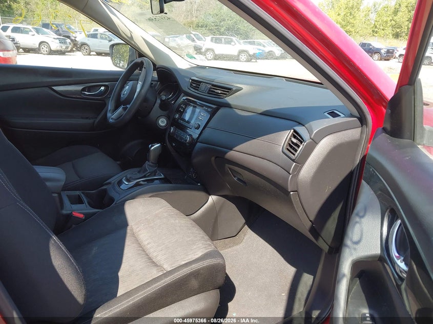 2017 NISSAN ROGUE auction photo 5