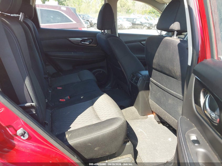 2017 NISSAN ROGUE auction photo 8