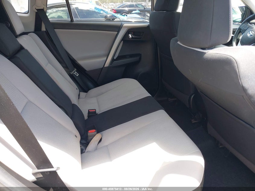2018 TOYOTA RAV4 auction photo 8