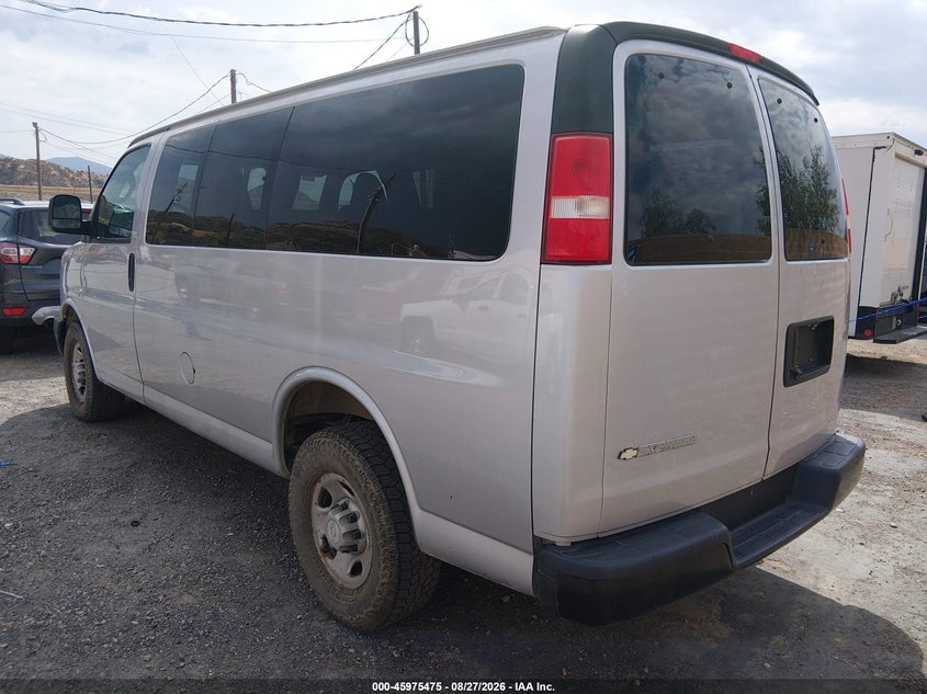 2018 CHEVROLET EXPRESS 2500 auction photo 3
