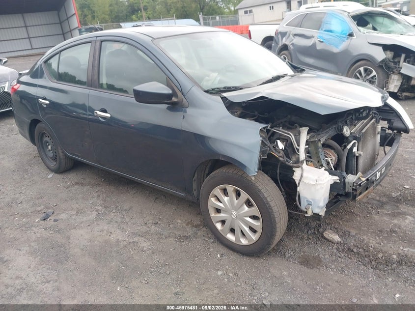 2017 NISSAN VERSA auction photo 1