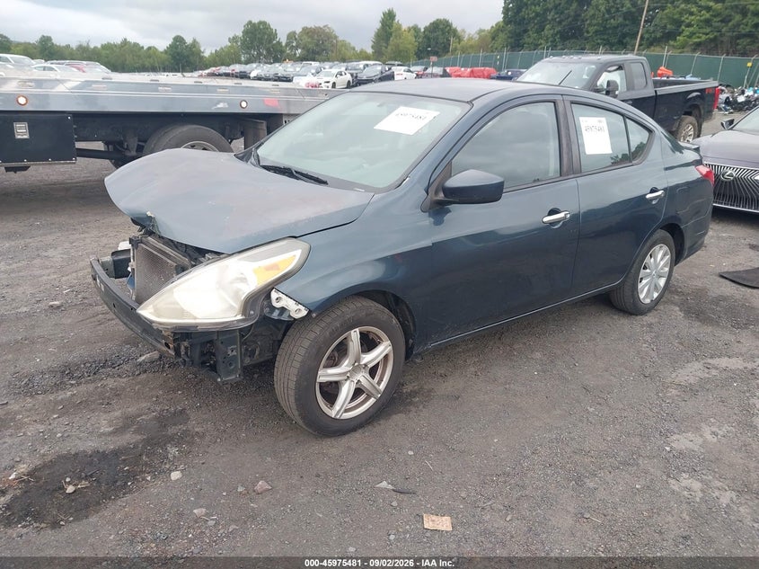 2017 NISSAN VERSA auction photo 2