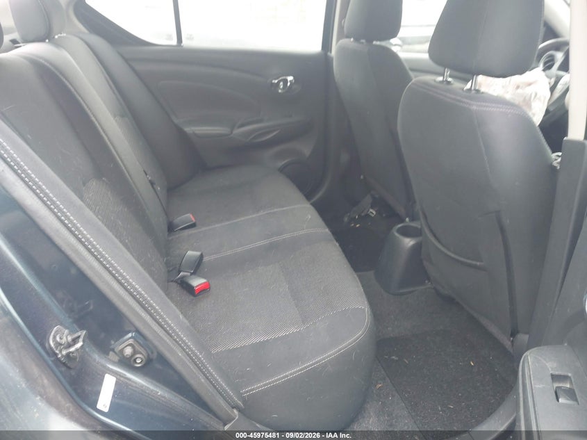 2017 NISSAN VERSA auction photo 8