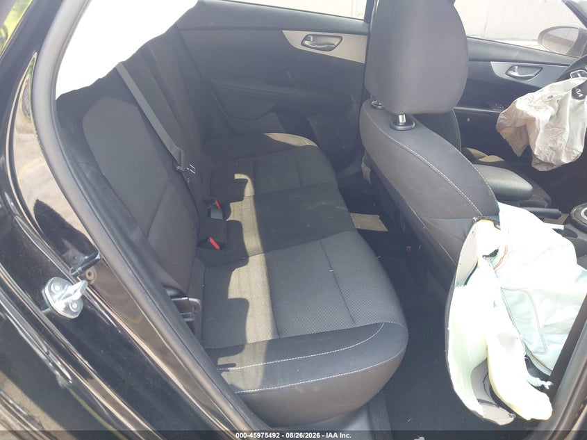 2024 KIA FORTE LXS · Photo 8