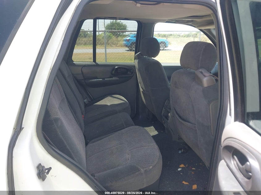 2002 CHEVROLET TRAILBLAZER auction photo 8