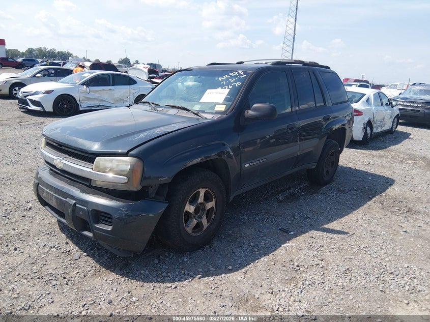 2004 Chevrolet TrailBlazer, Front End, IAAI, VIN 1GNDS13S842202620 — photo 2