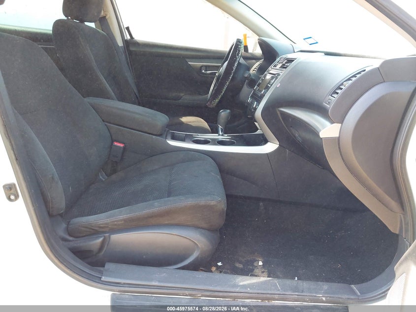 2015 NISSAN ALTIMA auction photo 5