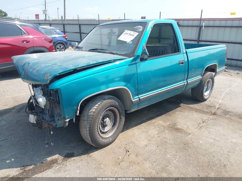 1994 Chevrolet Gmt-400 C1500, Front End, IAAI, VIN 1GCDC14KXRZ107950 — photo 2