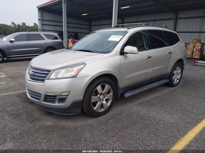 2013 CHEVROLET TRAVERSE auction photo 2