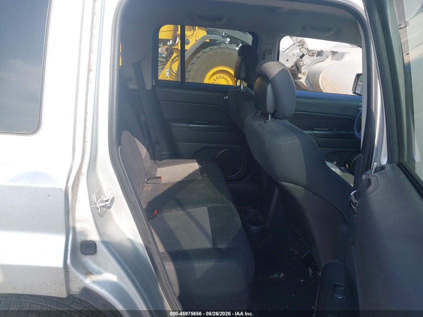 2011 JEEP PATRIOT auction photo 8