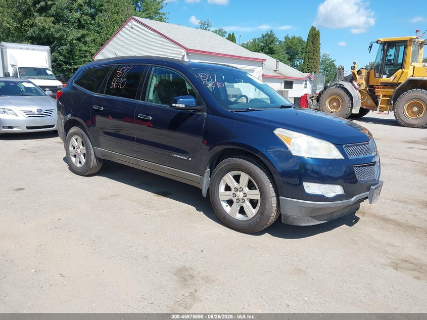 2009 CHEVROLET TRAVERSE auction photo 1