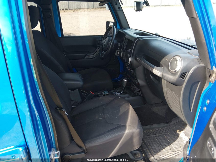 2015 JEEP WRANGLER UNLIMITED auction photo 5