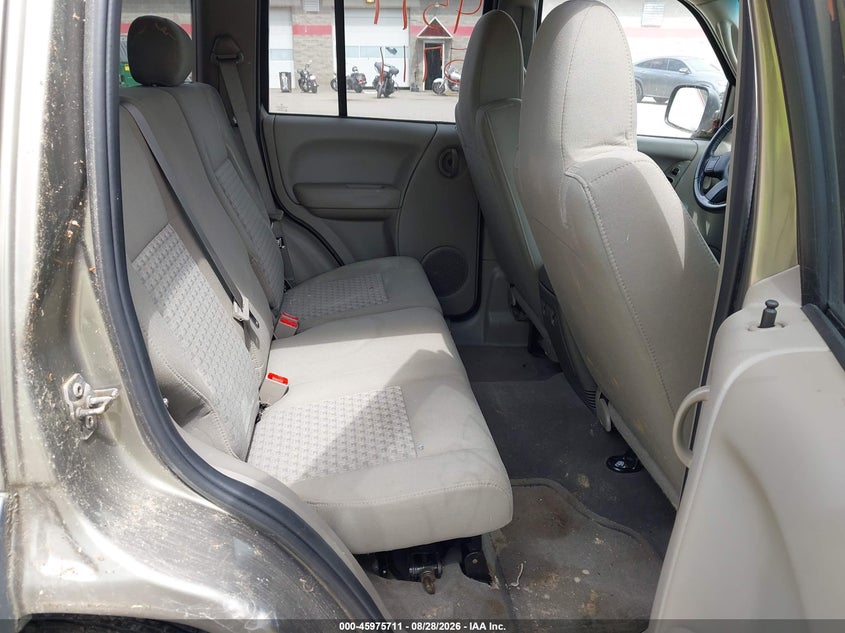2006 JEEP LIBERTY auction photo 8