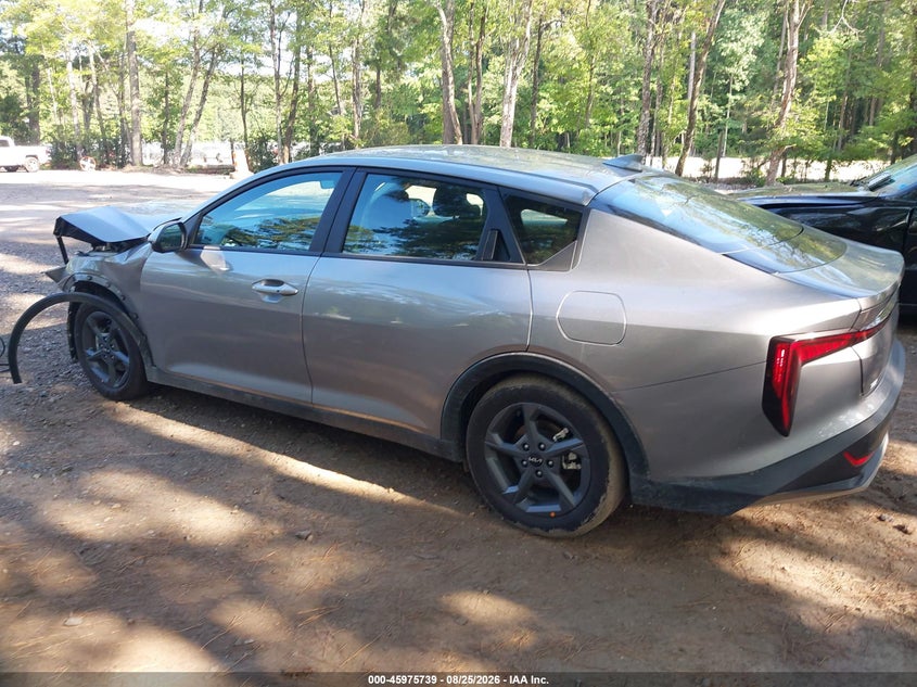 Vin: 3kpft4de1se239923, lot: 46474979, kia k4 lxs 20253