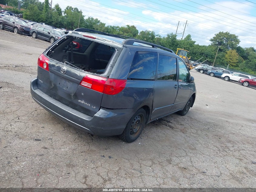 2008 TOYOTA SIENNA auction photo 4