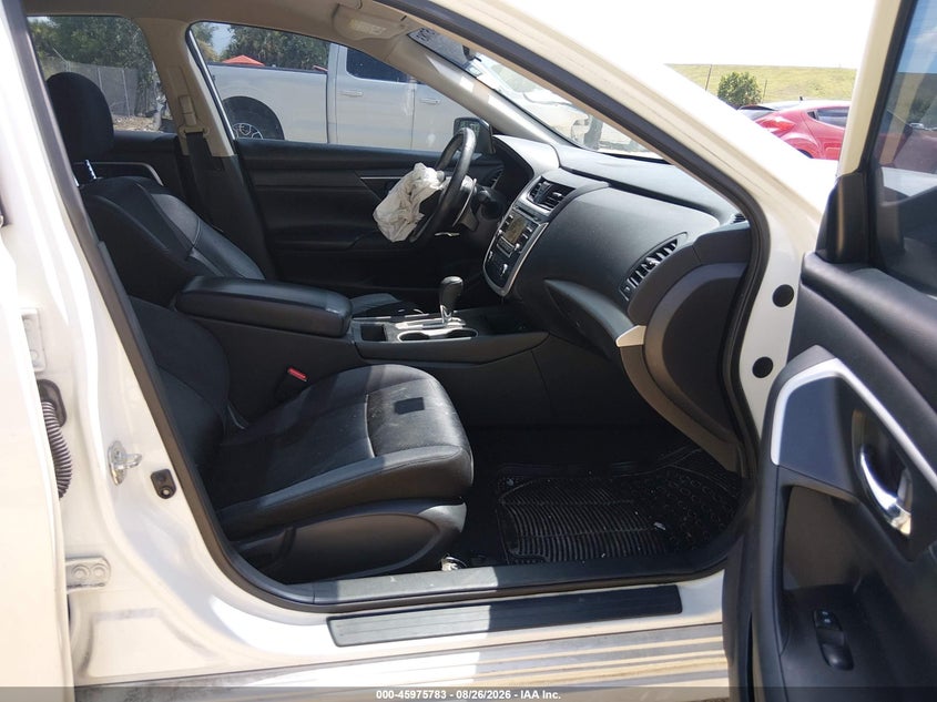 2016 NISSAN ALTIMA auction photo 5