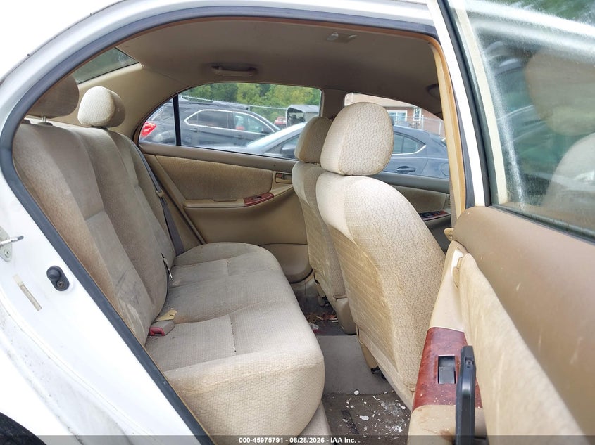 2004 TOYOTA COROLLA auction photo 8