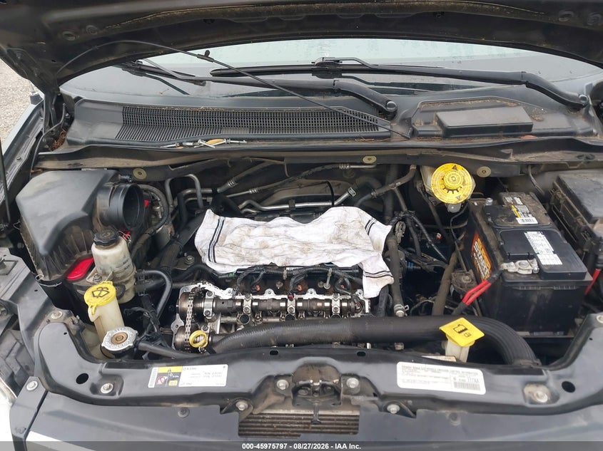 2015 CHRYSLER TOWN & COUNTRY auction photo 6