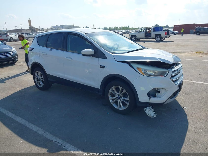 Vin: 1fmcu0gd3hue90363, lot: 46475095, ford escape se 2017 img_1