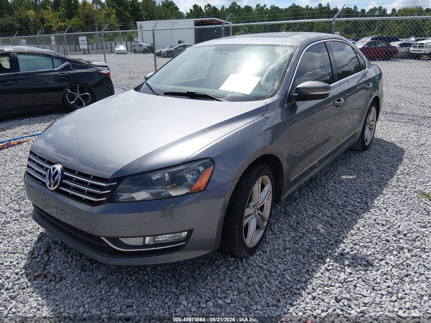 2013 VOLKSWAGEN PASSAT auction photo 2