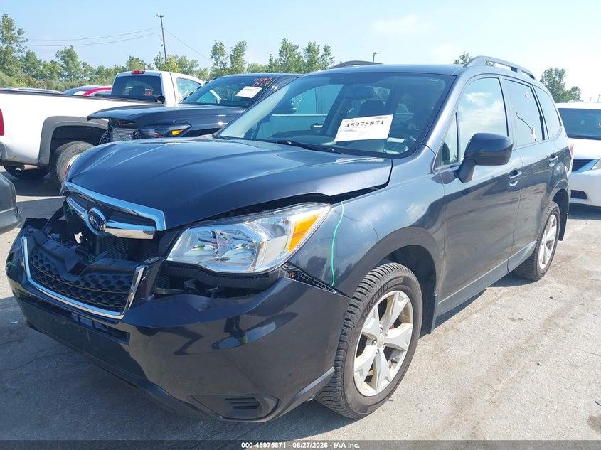 2015 SUBARU FORESTER auction photo 2