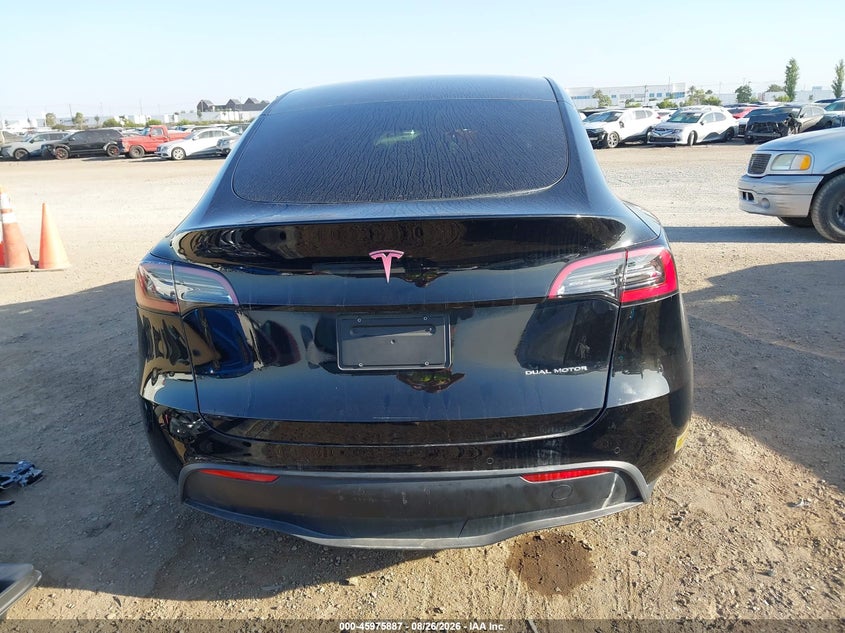 TESLA MODEL Y 2022 VIN 7SAYGDEE9NF537567