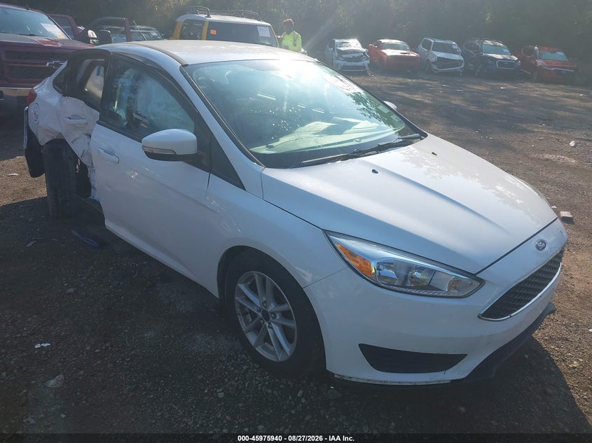 Vin: 1fadp3f25gl267303, lot: 46475180, ford focus se 2016 img_1