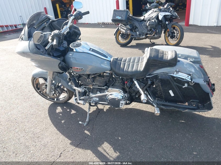 HARLEY-DAVIDSON FLTRX 2026