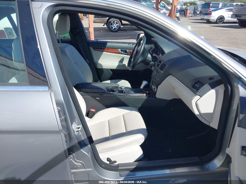 MERCEDES-BENZ C 350 2010 VIN WDDGF5GB6AF422361