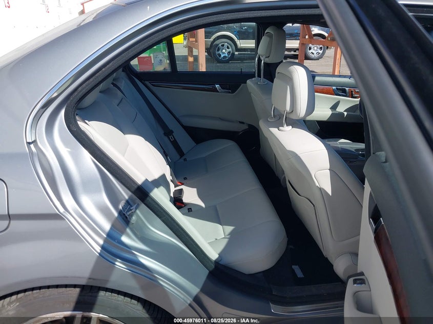 MERCEDES-BENZ C 350 2010 VIN WDDGF5GB6AF422361
