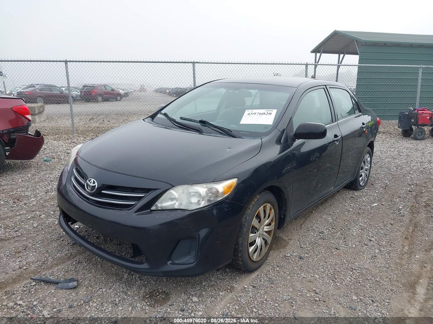 2013 Toyota Corolla, Normal Wear & Tear, IAAI, VIN 2T1BU4EEXDC094215 — photo 2