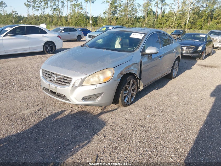 2013 VOLVO S60 auction photo 2