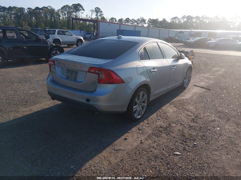 2013 VOLVO S60 auction photo 4