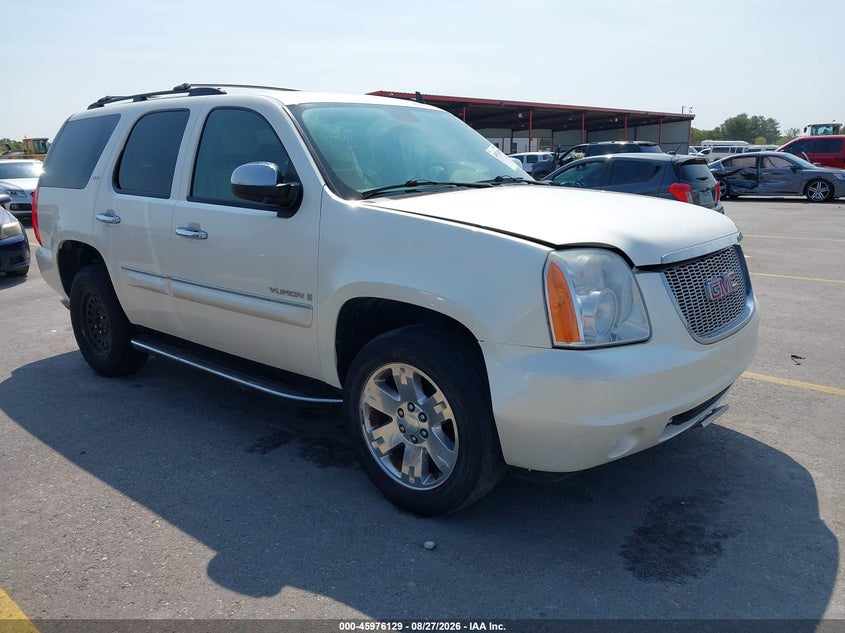 2008 GMC YUKON auction photo 1
