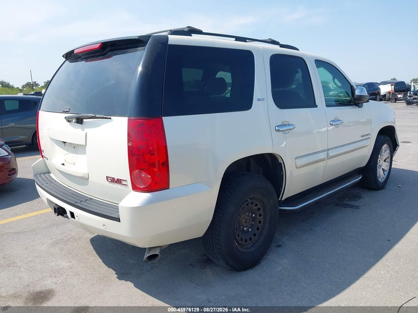 2008 GMC YUKON auction photo 4