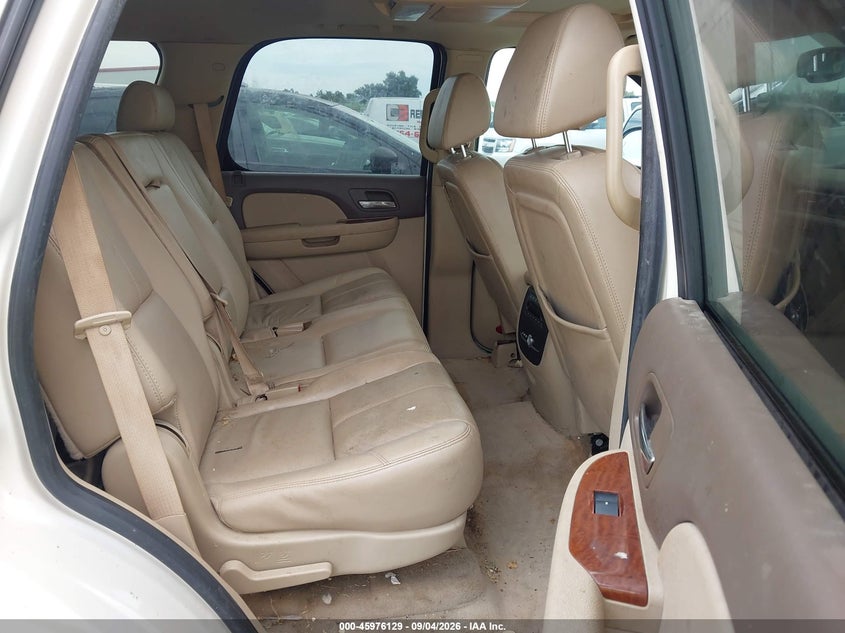 2008 GMC YUKON auction photo 8
