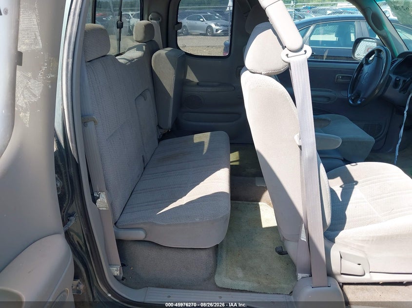 2000 TOYOTA TUNDRA auction photo 8