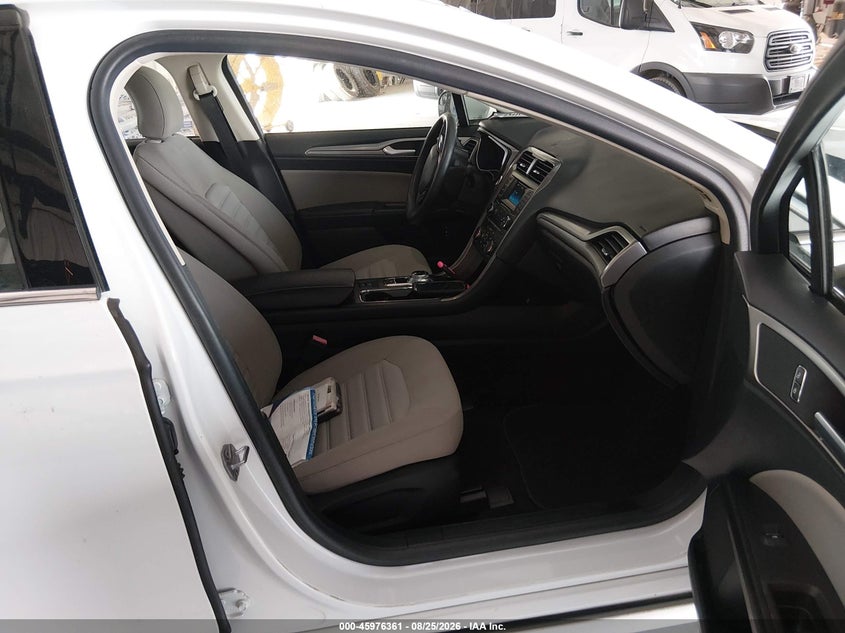 2018 FORD FUSION HYBRID auction photo 5