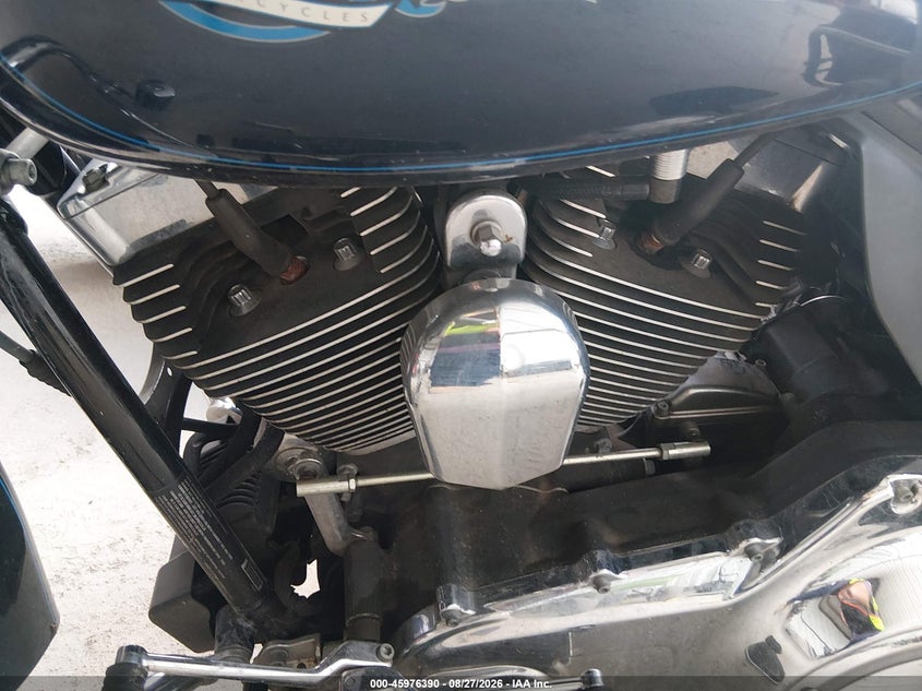 HARLEY-DAVIDSON FLHTC 2013