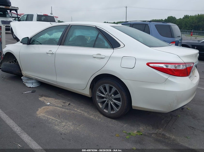TOYOTA CAMRY - zdjęcie 3